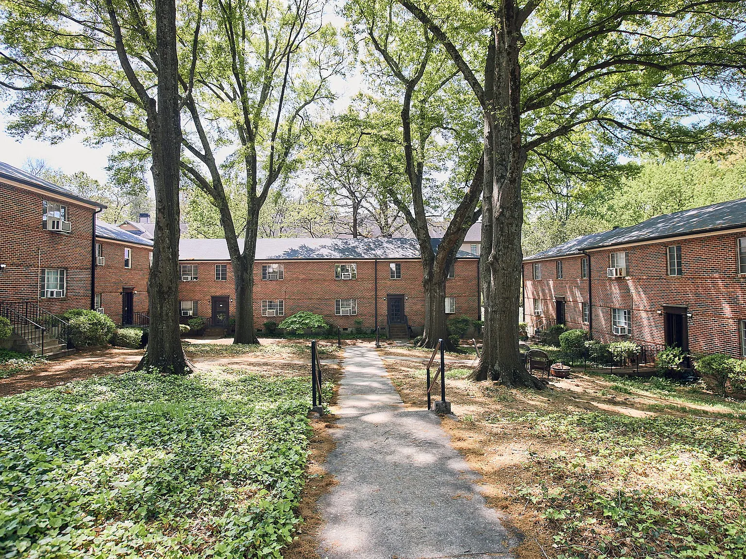 1086 Briarcliff Road Northeast - Unit 3 — Photo 1