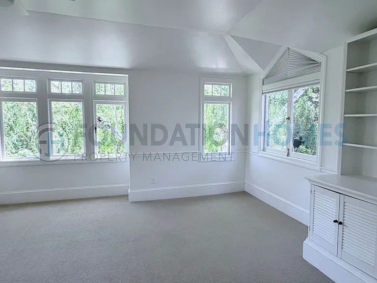 115 Lagunitas Rd — Photo 31