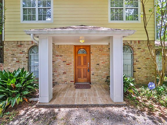 3rd image of 14623 Waynewood Dr