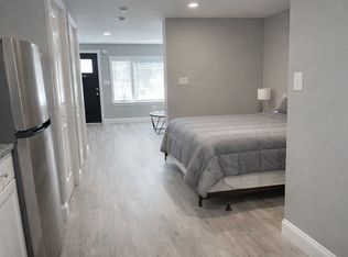 43 Rockingham Rd #215, Windham, NH 03087