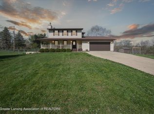 465 Creyts Rd, Dimondale, MI 48821