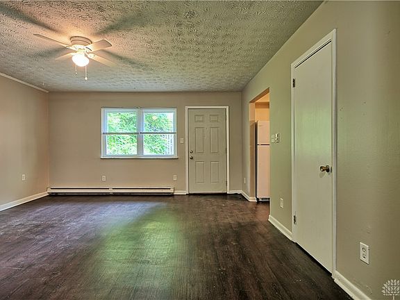 4th image of 14-20 Mello Ave