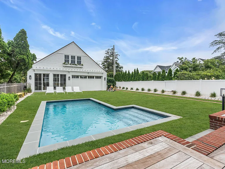 206 Brighton Ave — Photo 46