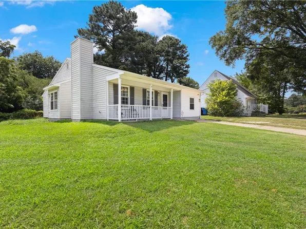 402 Stalham Rd #A, Chesapeake, VA 23325