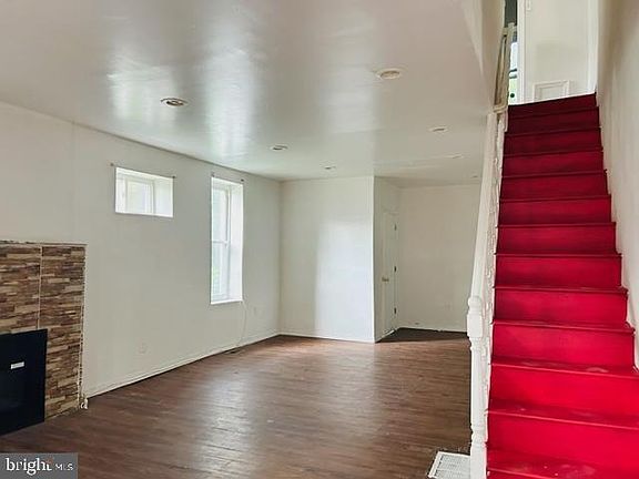 4th image of 6319 N Beechwood St