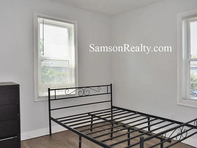 8 Trenton St #2 — Photo 7