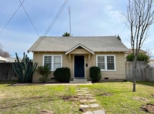 1040 10th Ave, Kingsburg, CA 93631