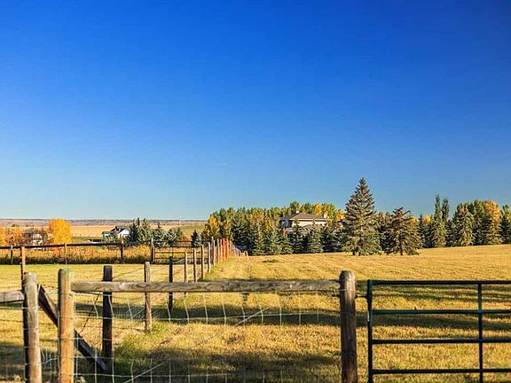 2nd image of 30076 Springbank Rd