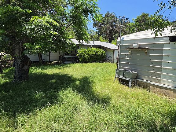 4th image of 223 LOOKOUT DR