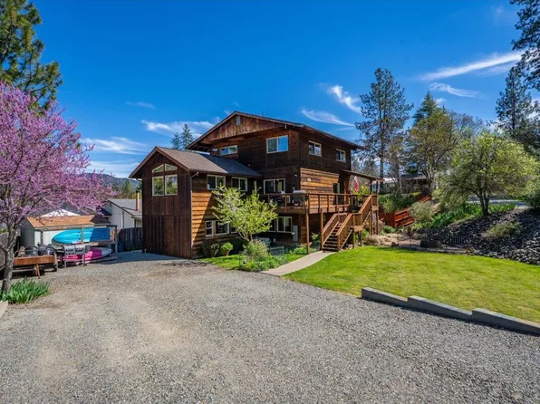 181 Hanover St, Weaverville, CA 96093