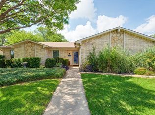 2629 Pebblestone Ln, Bedford, TX 76021