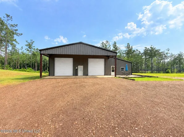 2495 Gore Springs Rd, Gore Springs, MS 38929