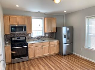 101 Whitehall St APT 2, Providence, RI 02909