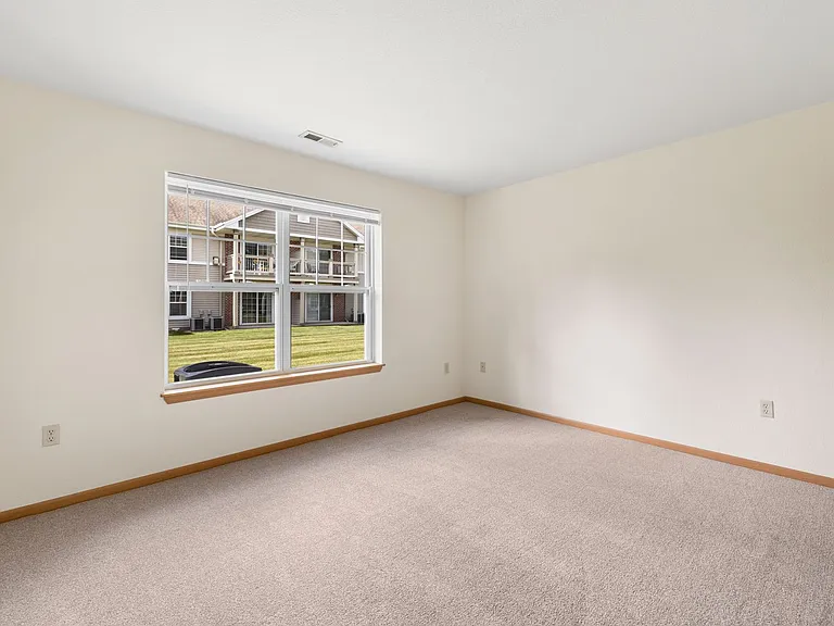 342 E Gate Dr #39 — Photo 16