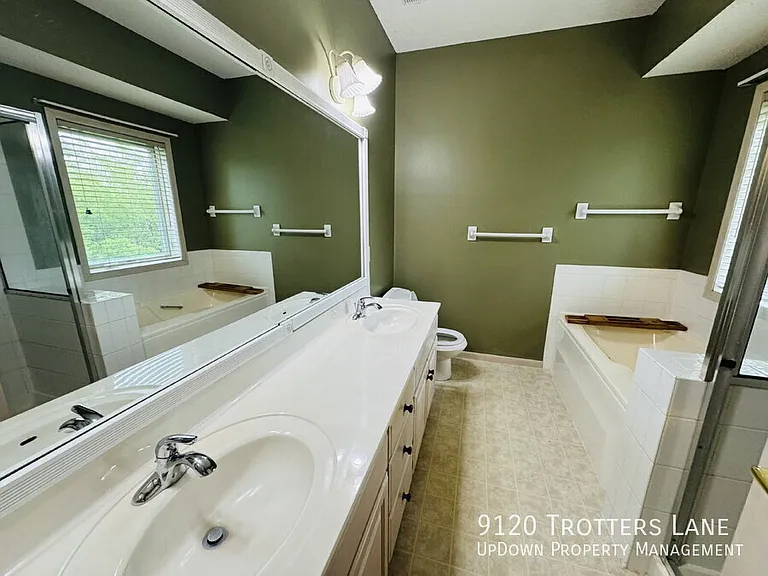 9120 Trotters Ln — Photo 16