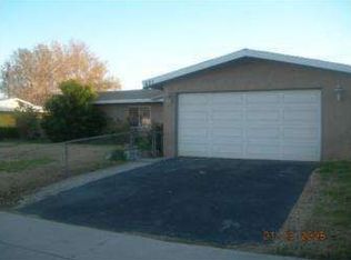 431 W Scott St, Rialto, CA 92376