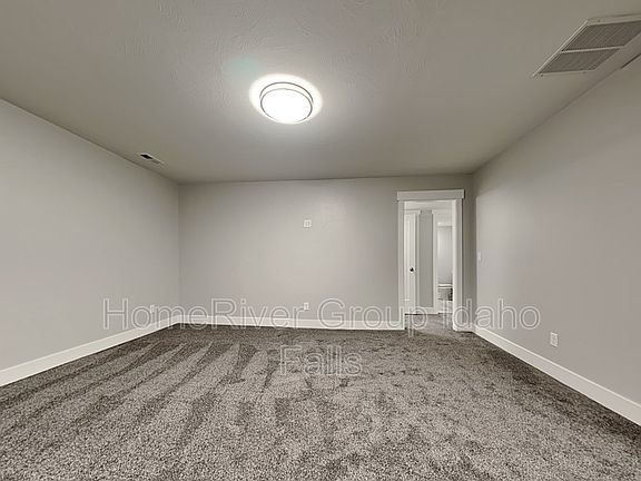 5th image of 1957 Harrington Ct