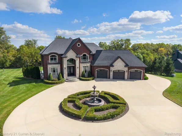 5172 Dixboro Rd, Ann Arbor, MI 48105