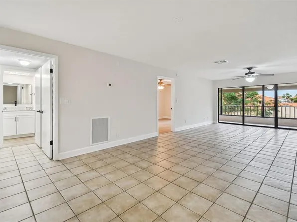 4800 BRITTANY DRIVE S #102, ST PETERSBURG, FL 33715