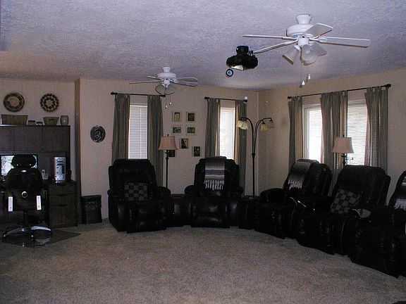5th image of 801 Cesars Palace Dr NW