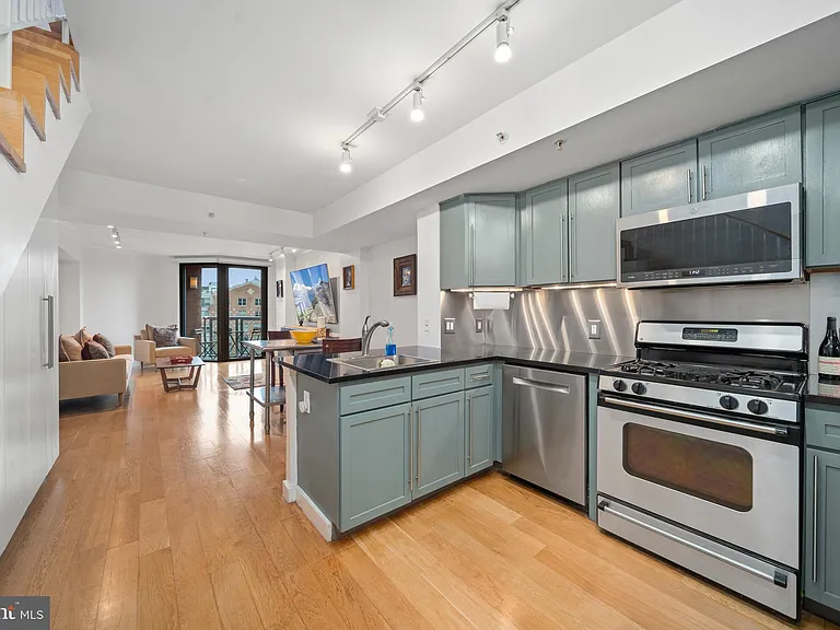 631 D St NW #1139 — Photo 2