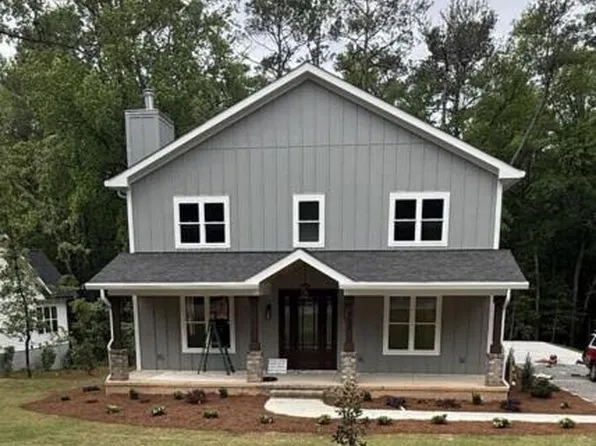 922 Greenbriar Drive, Vass, NC 28394