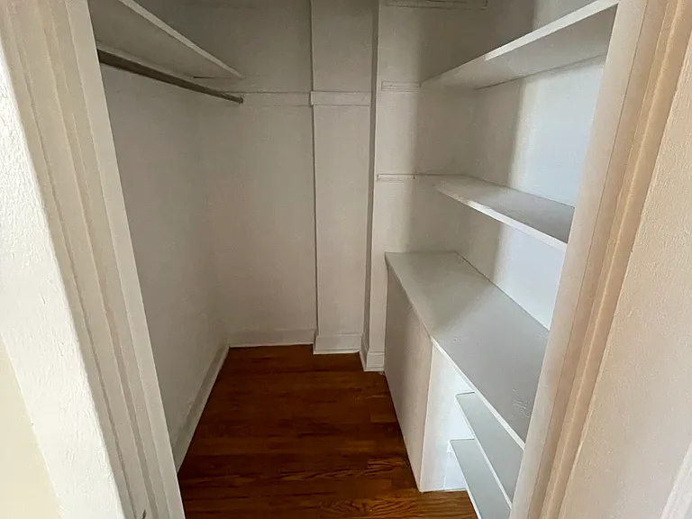 5635 N Wayne Ave #2 — Photo 8