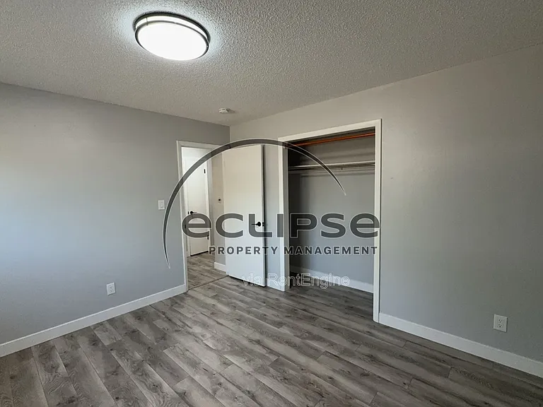 Summit View Apartments — Photo 145