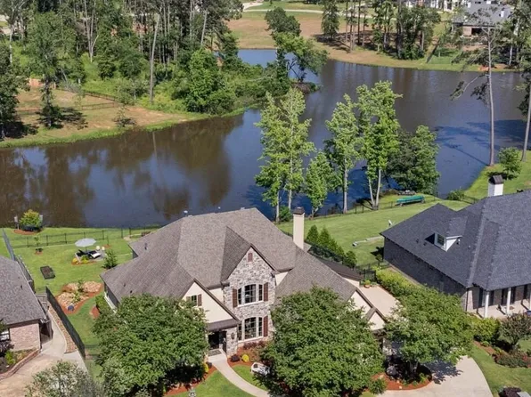 1150 Waters Edge Cir, Shreveport, LA 71106