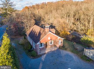1192 Fritztown Rd, Reinholds, PA 17569