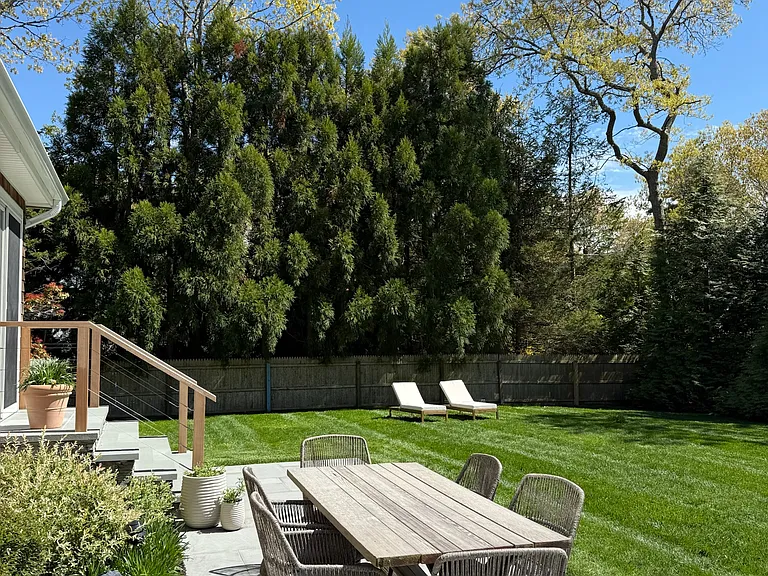 16 Central Ave — Photo 22