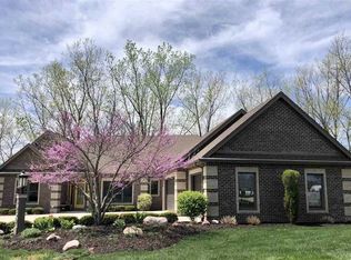 3930 Vermilion Clfs, Fort Wayne, IN 46814