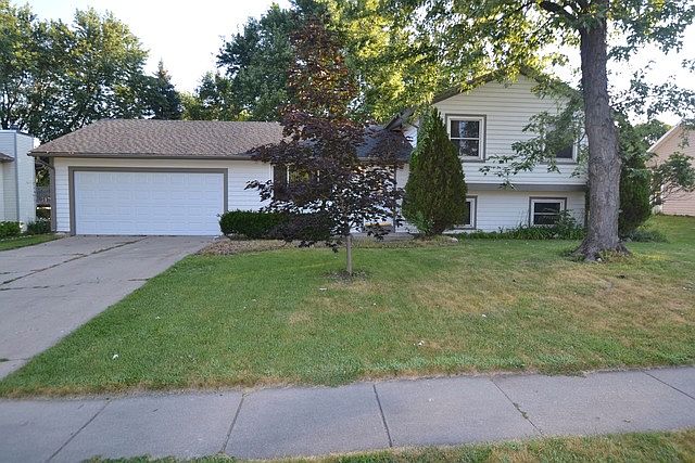1st image of 5212 W Dartmoor Dr