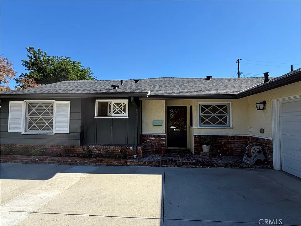 1480 Atterbury Dr