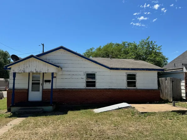 2403 Santa Fe Ave, Woodward, OK 73801