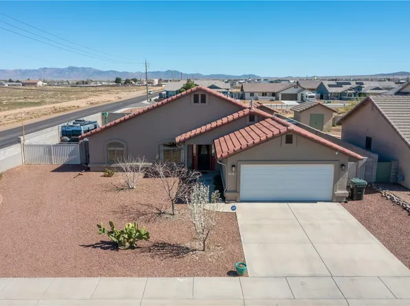 3984 N Diamond Dr, Kingman, AZ 86409