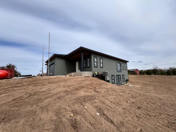 878 183rd Ct, New Richmond, WI 54017