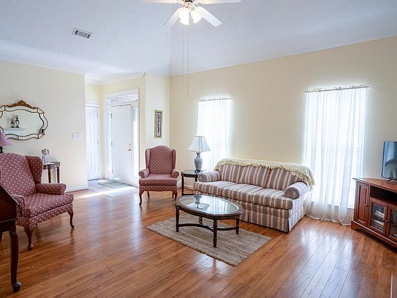 5th image of 8512 Covington Way