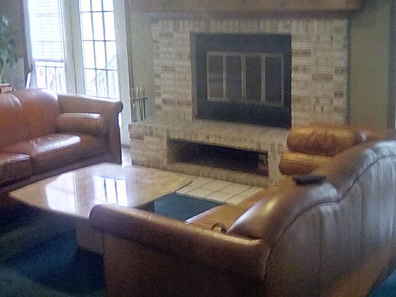 3rd image of 17210 Falmouth Dr