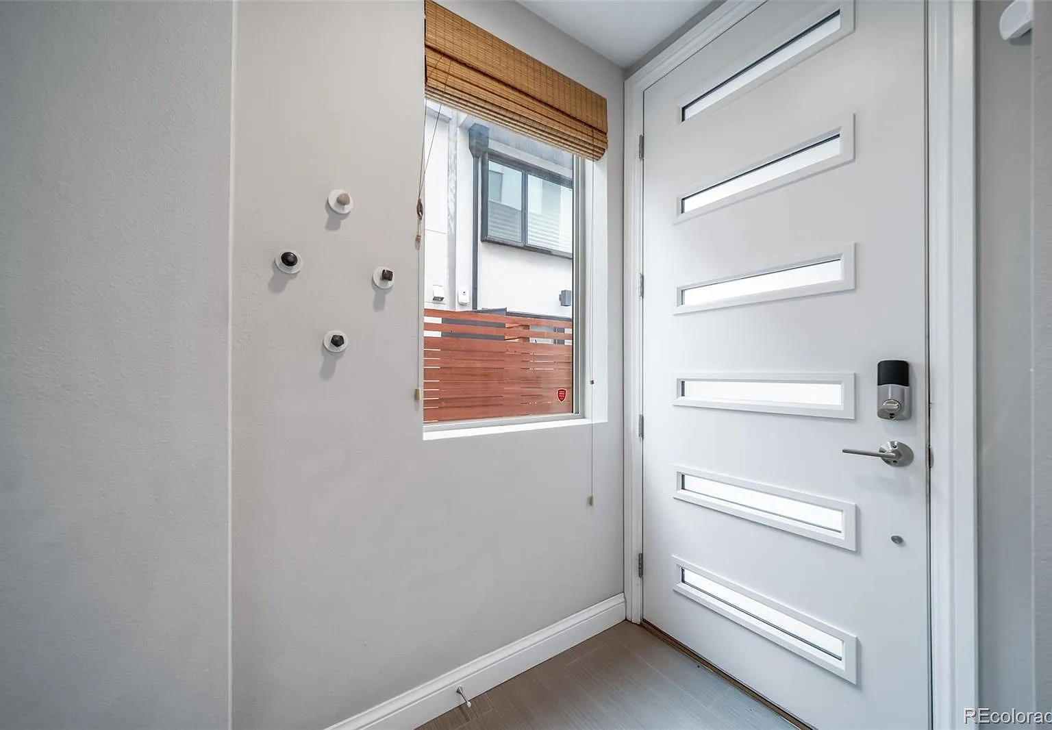 2 bed, 2.5 bath, 1373 sqft, $3,495 — Photo 4