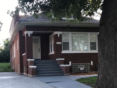 10142 S Winston Ave, Chicago, IL, 60643