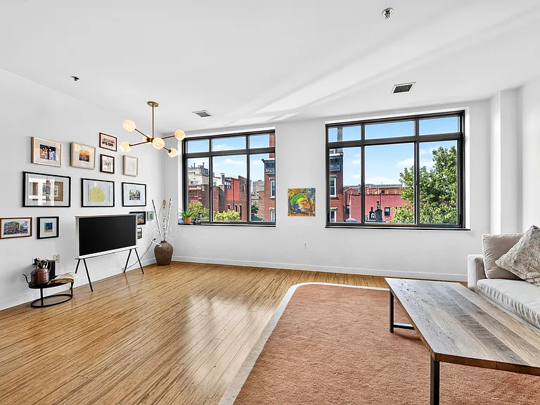 25 McWilliams Pl — Photo 6