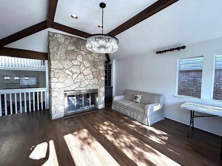 707 Trademark Pl — Photo 14