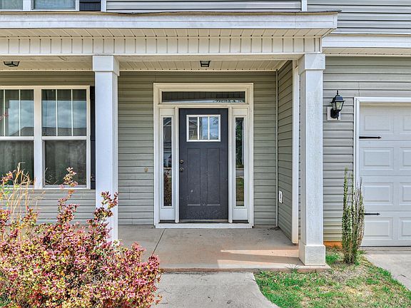 4th image of 142 Copperfield Dr