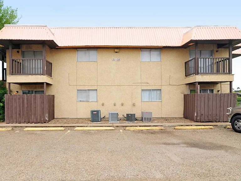 Crossings Apartments — Photo 15