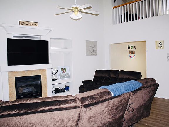4th image of 208 Christa Ln