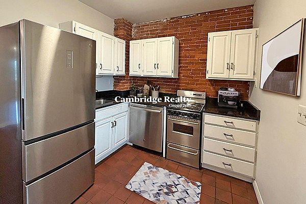 1st image of 164 Broadway #2T