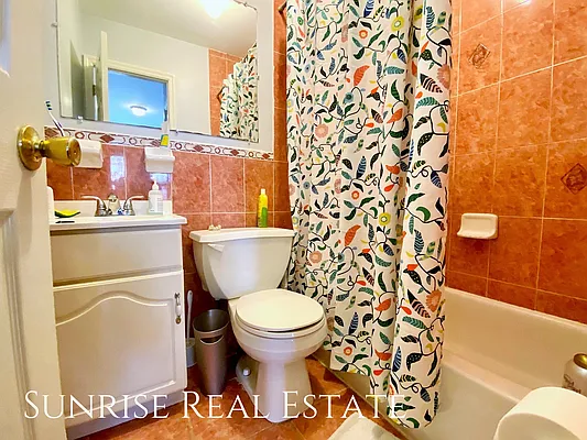 Rented by Sunrise Real Estate | media 15