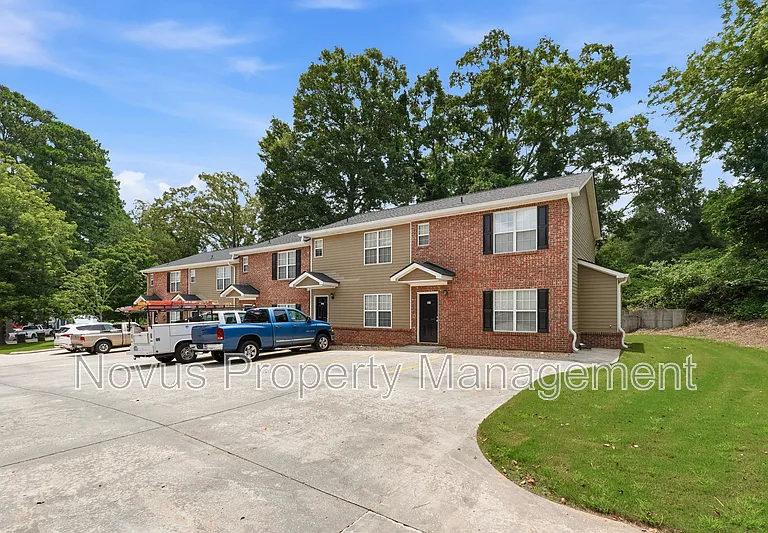 521 Lawson St — Photo 12