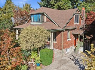 6545 Fauntleroy Way SW, Seattle, WA 98136
